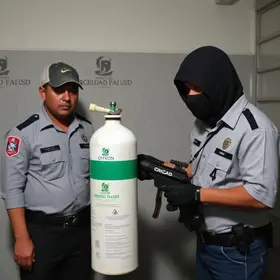 Grupo rouba cilindro de oxigênio e expulsa casal no CE