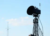 concessões e renovações para emissoras de rádio