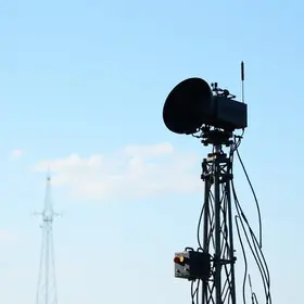 concessões e renovações para emissoras de rádio